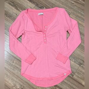 Abercrombie & Fitch Coral Long Sleeve Elise Tee